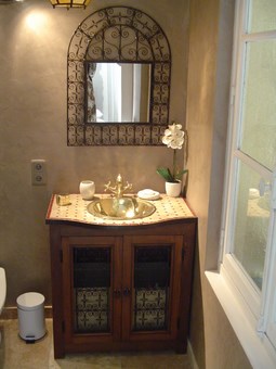 meuble salle de bains marocaine fer forge zelliges 10